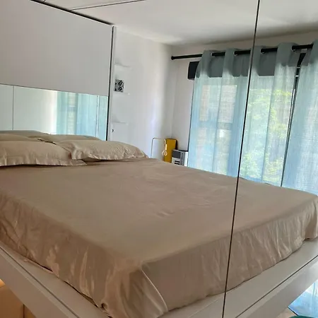 Lejlighed Very Flat In - Very Well Located *