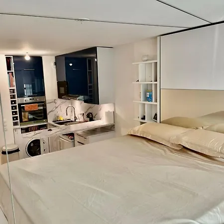 Lejlighed Very Flat In - Very Well Located